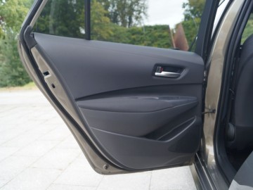 Suzuki Swace Hybrid 1,8 Elegance 2WD E-CVT 122 KM &ndash; Niczym Corolla&nbsp;